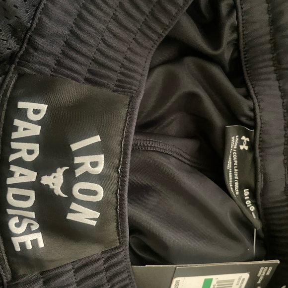 Under Armour Project Rock Iron Paradise Shorts Black Men's Sz  1361618-001 New - Picture 6 of 8